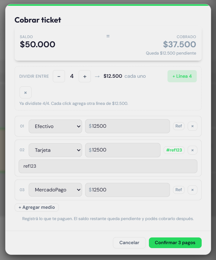 Modal de cobro con la fila de división abierta mostrando '4 jugadores → $35.000 cada uno'